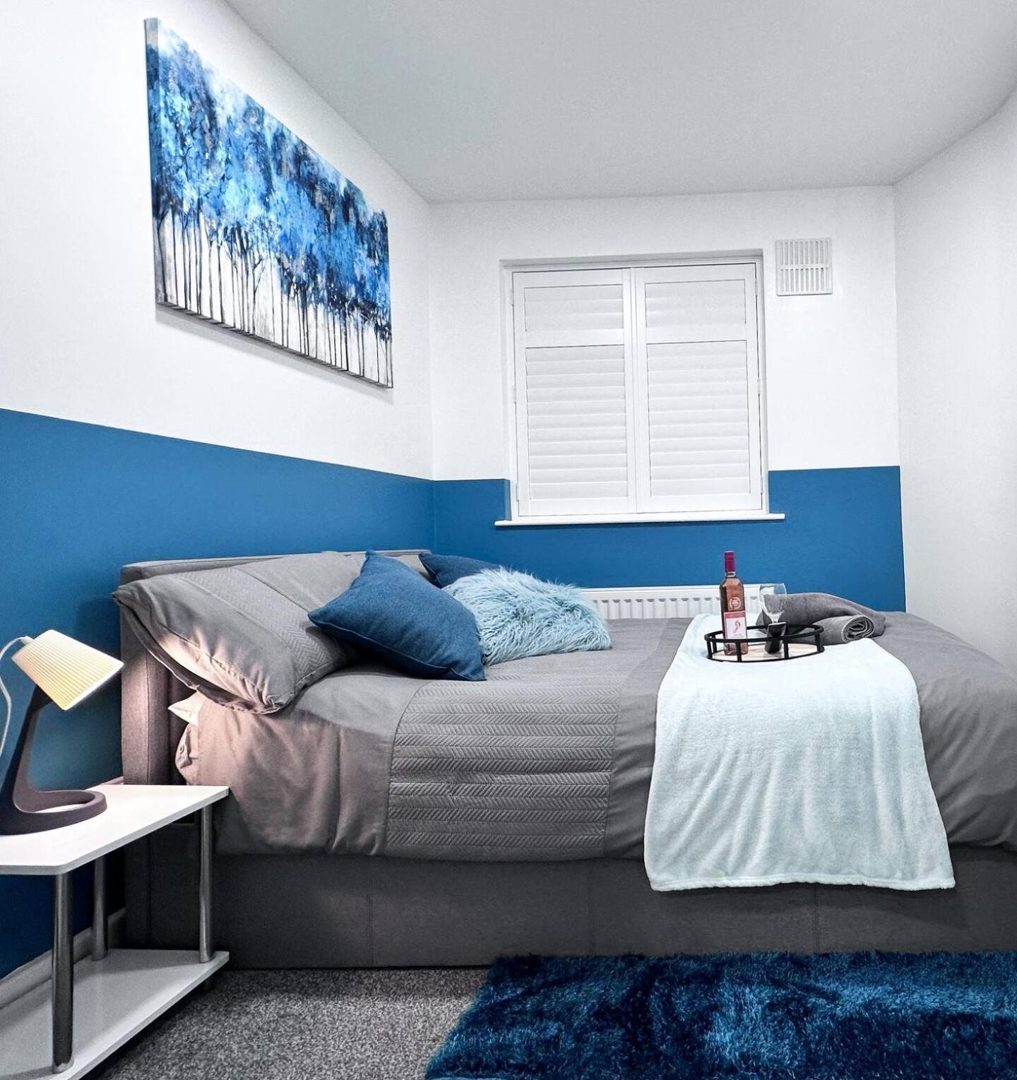 Cosy Contemporary - Brimsdown, Enfield